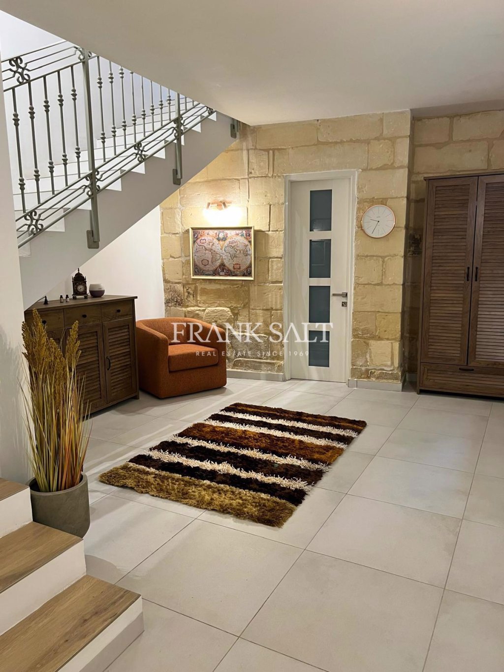 Lija, Townhouse — Frank Salt Real Estate
