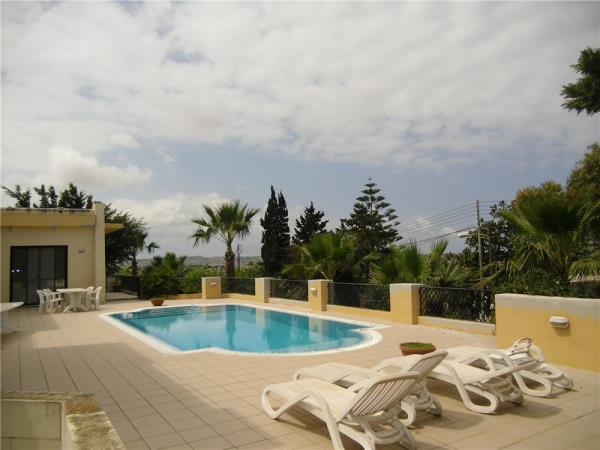 Villa Detached — RE/MAX Malta
