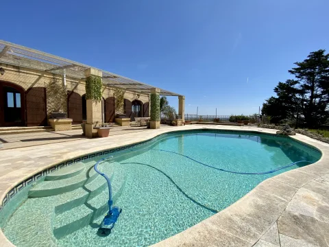 4 bed Farmhouse in Siggiewi — Malta Sotheby's International Realty