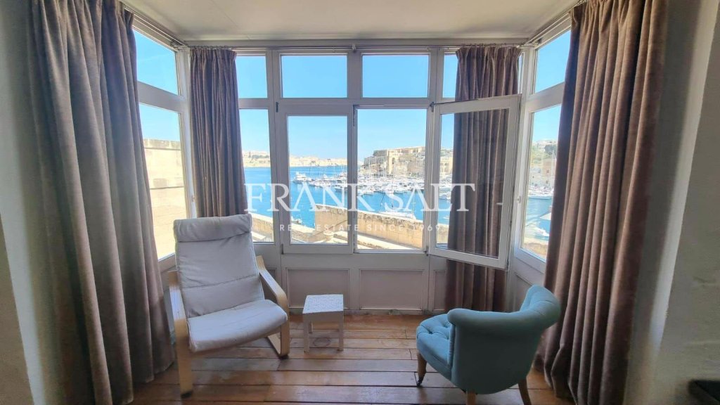 Vittoriosa, House of Character — Frank Salt Real Estate