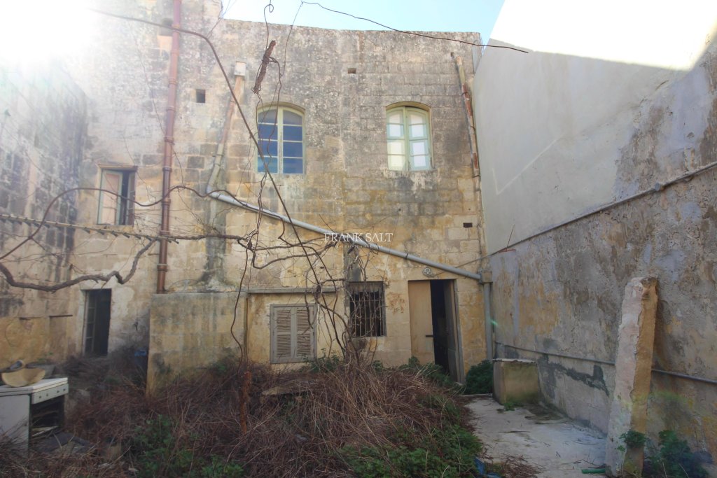 Naxxar, House of Character — Frank Salt Real Estate