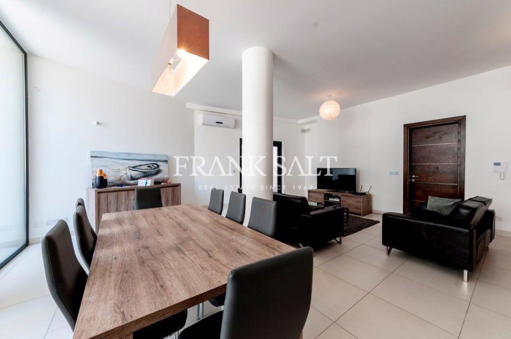 Pendergardens, Duplex Apartment — Frank Salt Real Estate