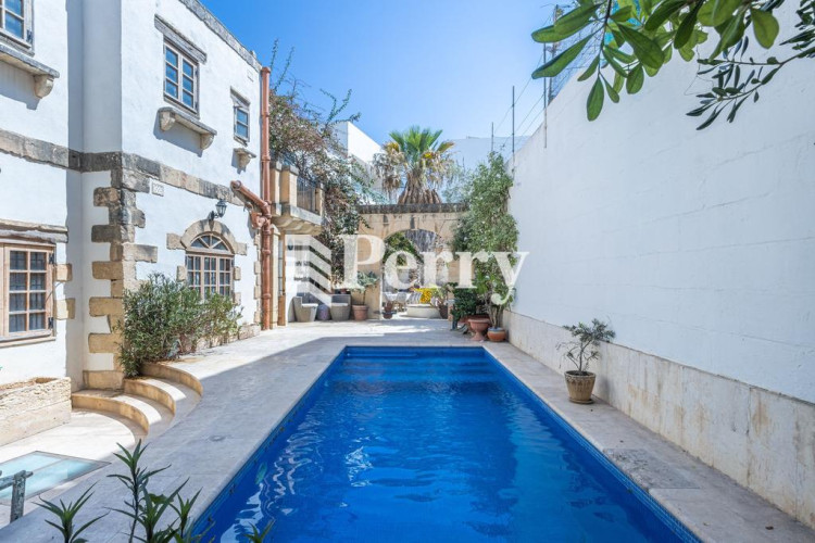4 Bedroom House of Character For Sale in Mosta — Perry Ltd