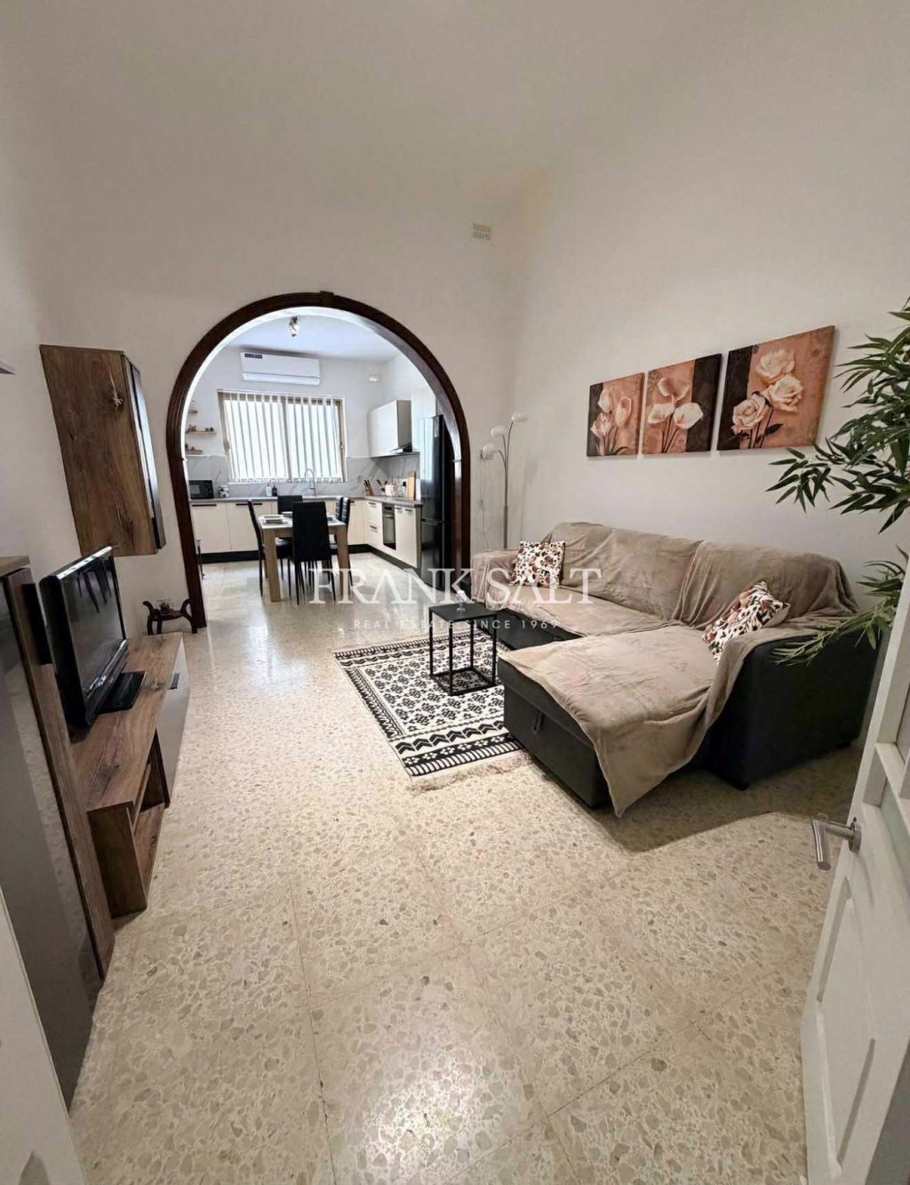Mqabba, Townhouse — Frank Salt Real Estate