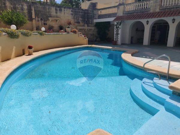 Villa Detached — RE/MAX Malta