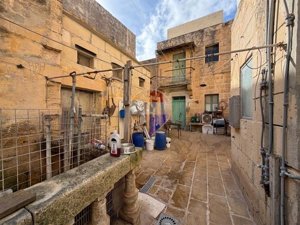 House of Character — RE/MAX Malta