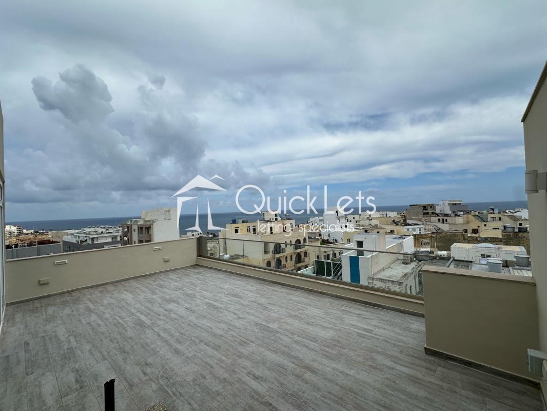 Penthouses in Marsaskala - REF 83763 — QuickLets