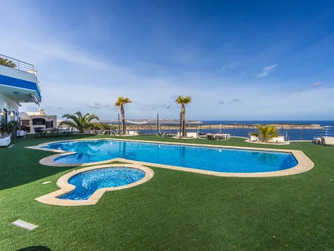 7 bed Selection in Best — Malta Sotheby's International Realty