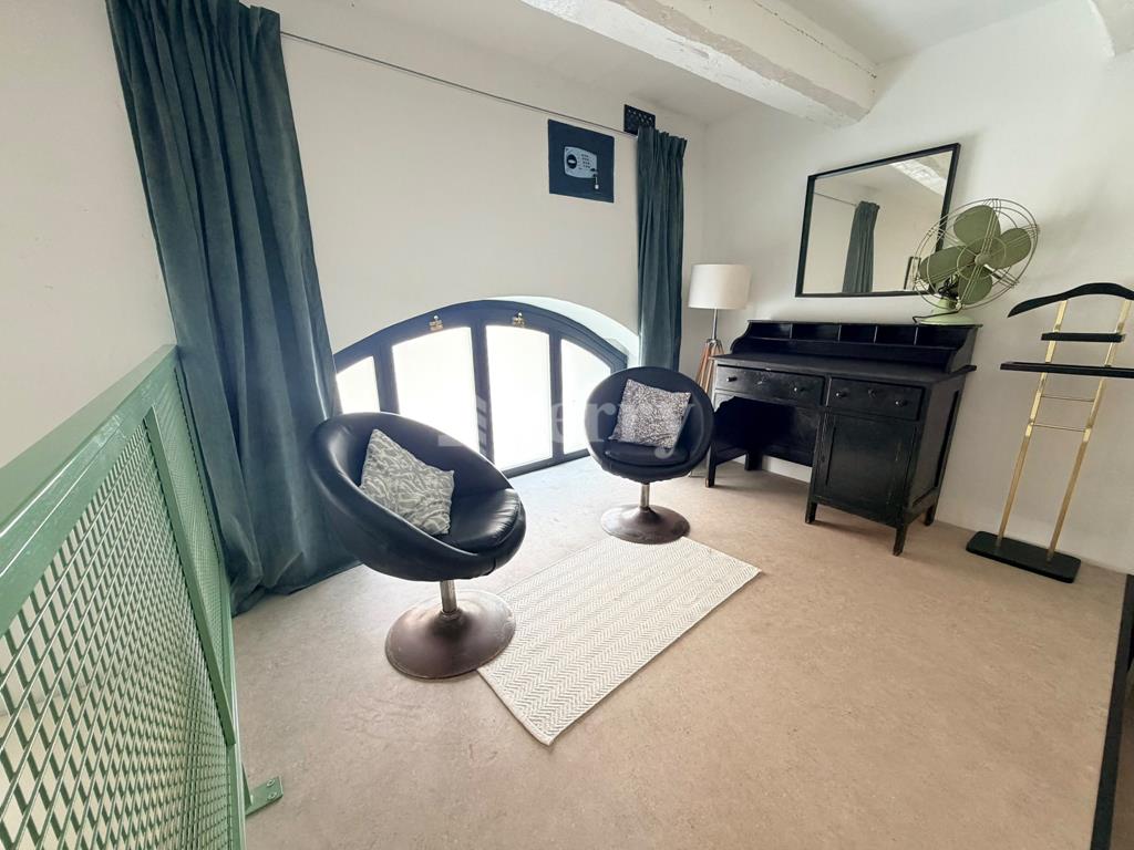 Sliema Maisonette — Perry Estate Agents