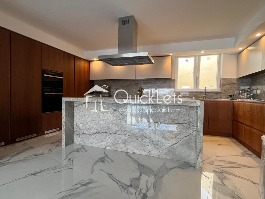 Penthouses in St. Paul's Bay - REF 83116 — QuickLets