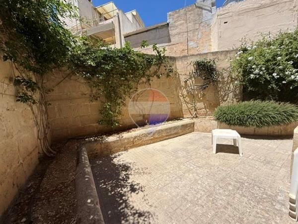 Townhouse — RE/MAX Malta