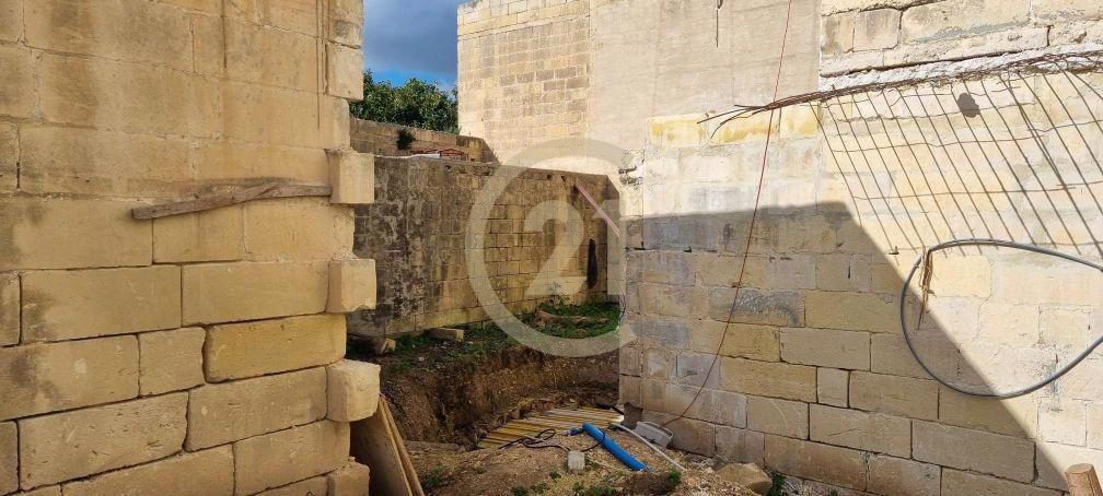 Maisonette in Zebbug — Century 21 Malta