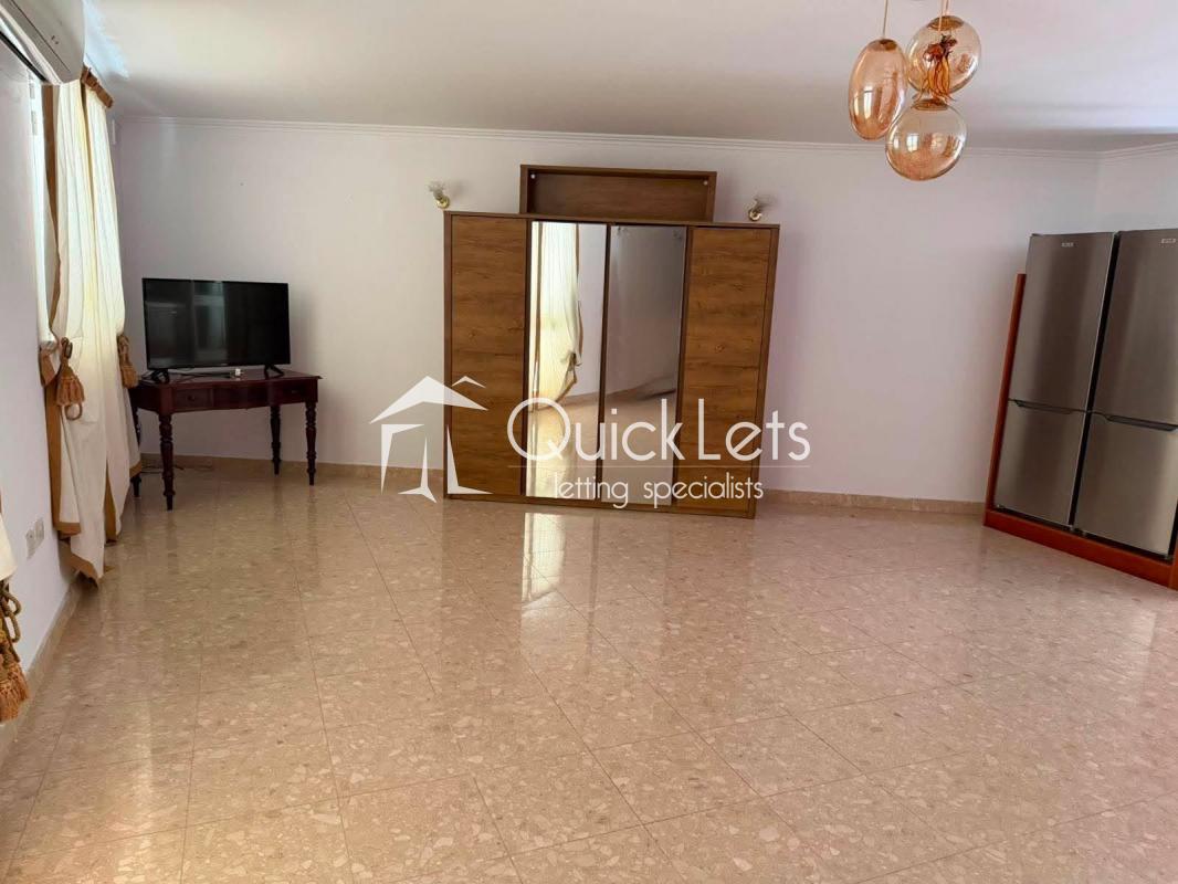 Penthouses in Lija - REF 90674 — QuickLets