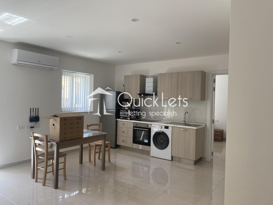 Apartments in Gozo - Rabat (Victoria) - REF 86087 — QuickLets