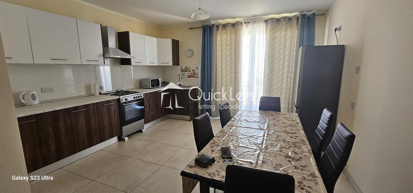 Apartments in Zabbar - REF 79154 — QuickLets