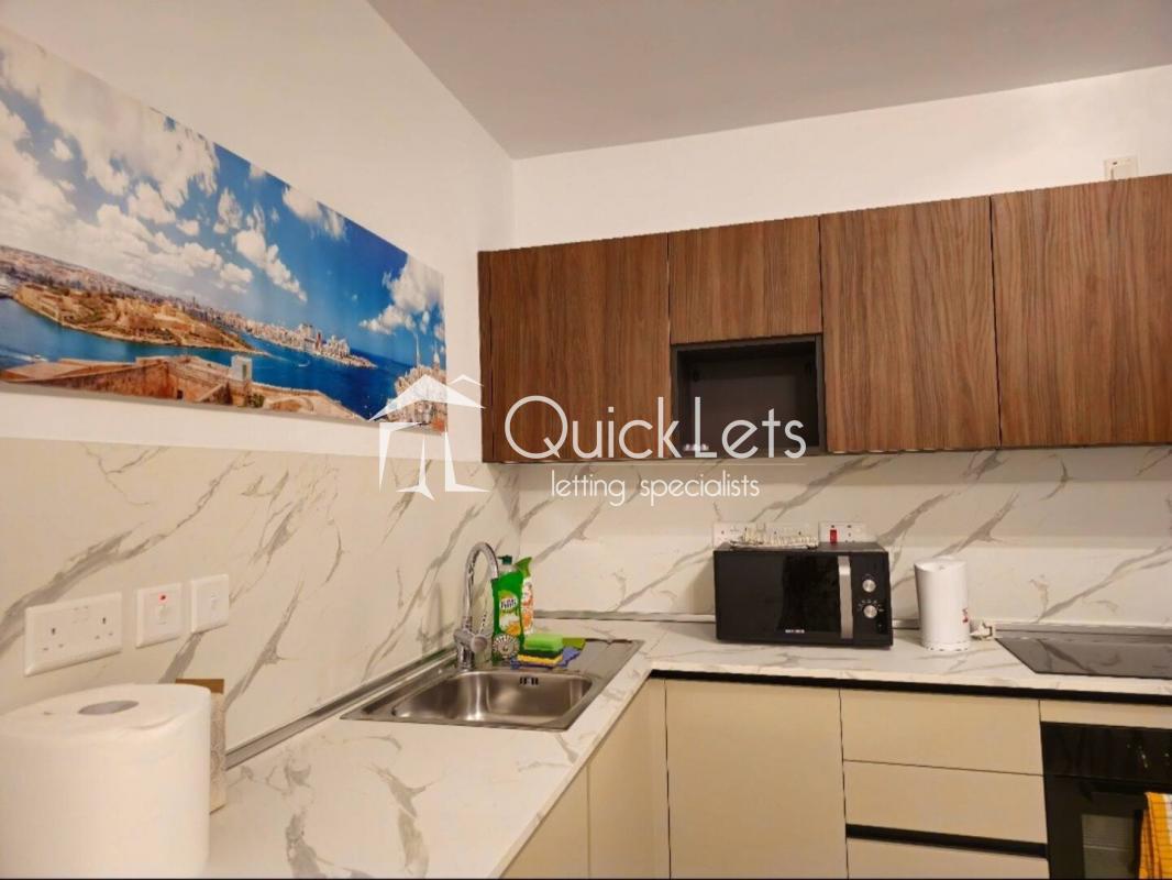Apartments in Sliema - REF 86213 — QuickLets