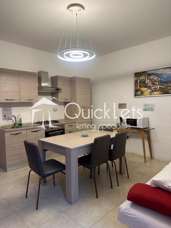 Apartments in Sliema - REF 83124 — QuickLets