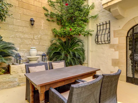3 bed House of Character in Dingli — Malta Sotheby's International Realty