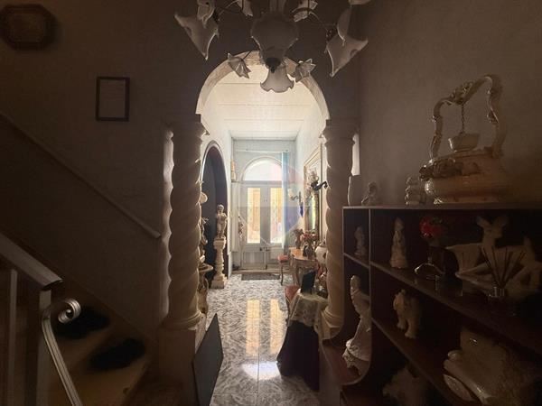 Townhouse — RE/MAX Malta