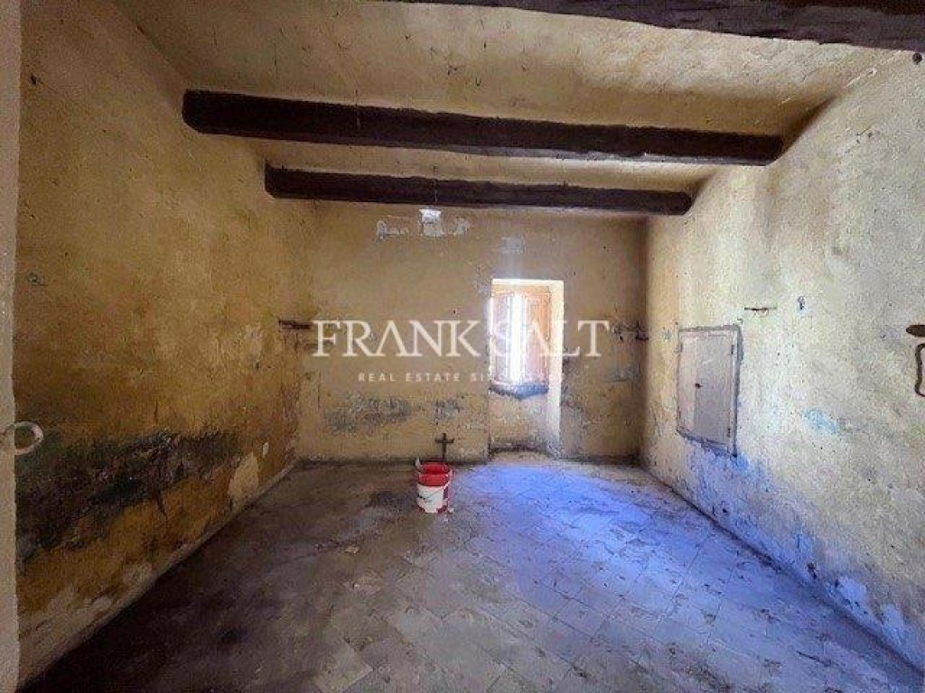 Victoria, Farmhouse — Frank Salt Real Estate