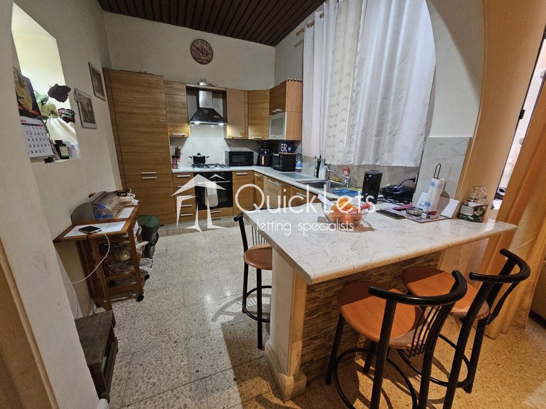 Apartments in Isla - REF 79656 — QuickLets