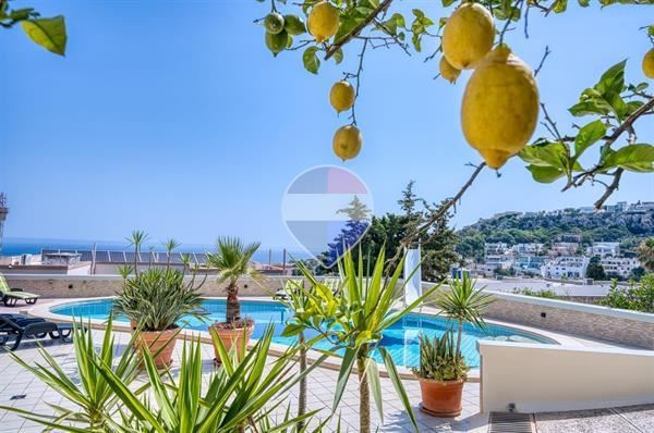 Villa Detached — RE/MAX Malta