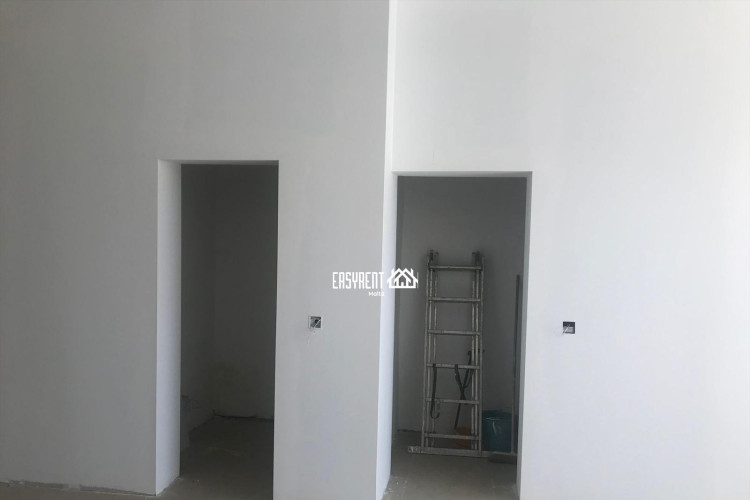 Commercial Property To Rent in Paola — EasyRent Real Estate