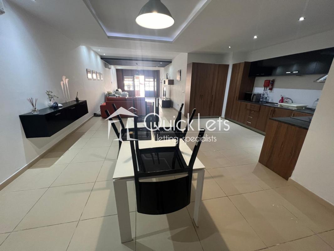 Maisonettes in Birgu - REF 80121 — QuickLets