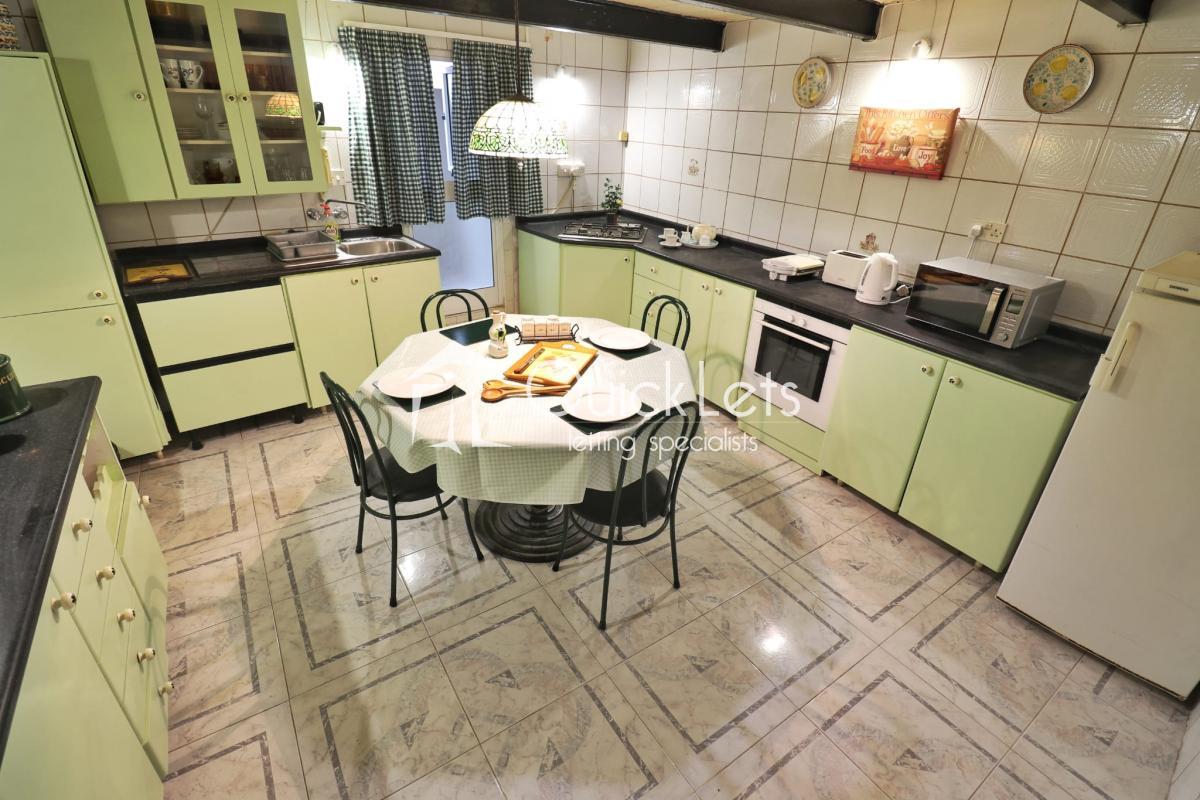 Townhouses in Rabat - REF 81788 — QuickLets