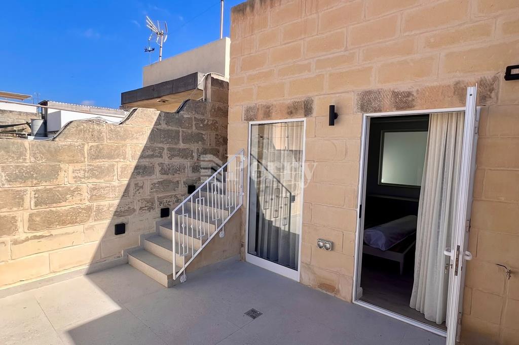 Sliema Town House — Perry Estate Agents