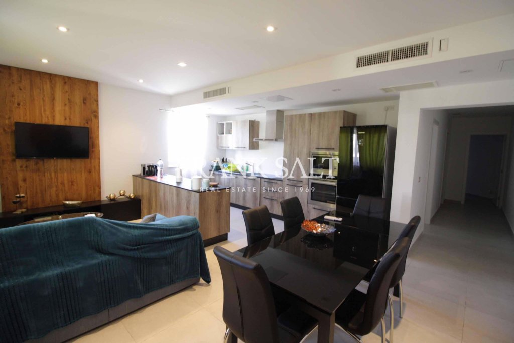 Ta Monita, Maisonette — Frank Salt Real Estate