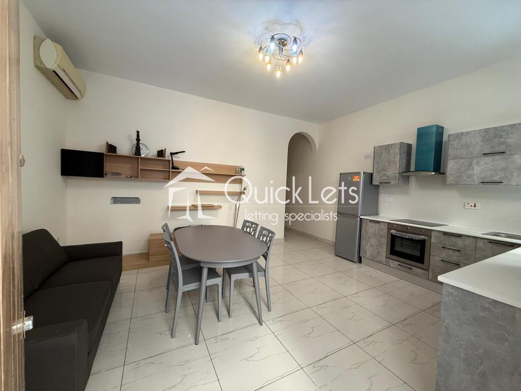 Maisonettes in Sliema - REF 87740 — QuickLets