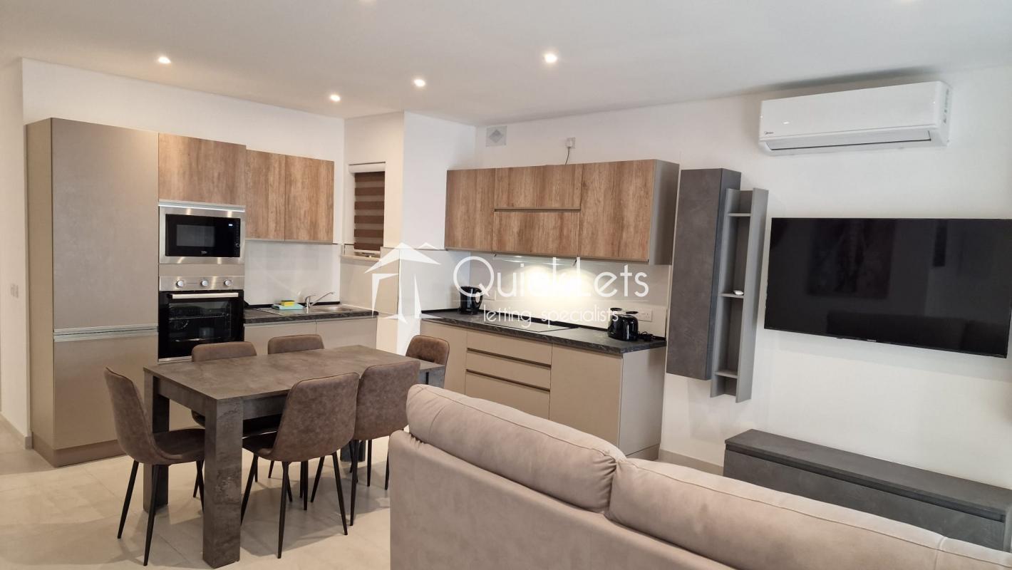 Maisonettes in Bahar ic-Caghaq - REF 80808 — QuickLets