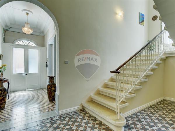 Townhouse — RE/MAX Malta