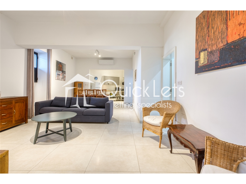 Maisonettes in Sliema - REF 89427 — QuickLets