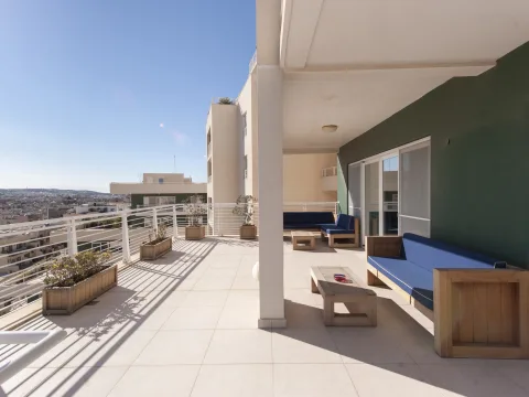 2 bed Apartment in Fort Cambridge, Sliema — Malta Sotheby's International Realty