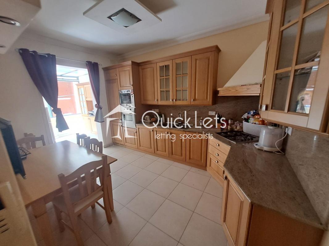 Maisonettes in Marsaskala - REF 89359 — QuickLets