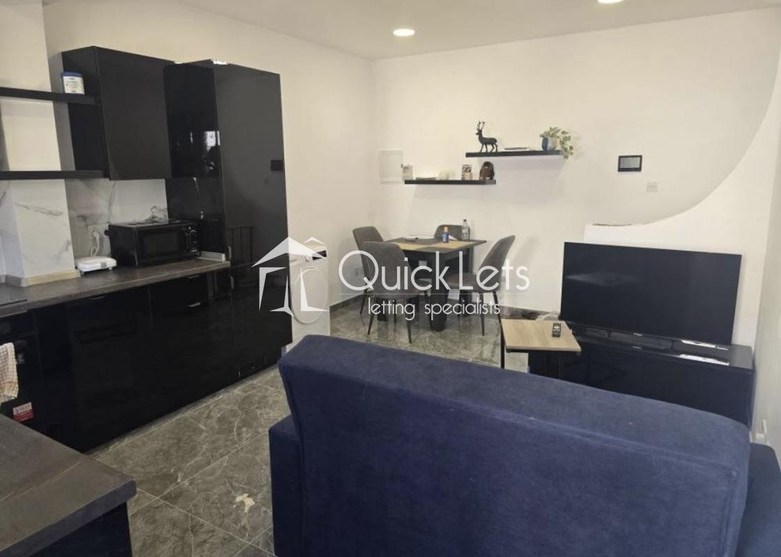 Penthouses in Sliema - REF 90434 — QuickLets