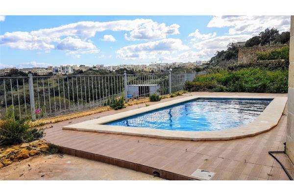 House of Character — RE/MAX Malta