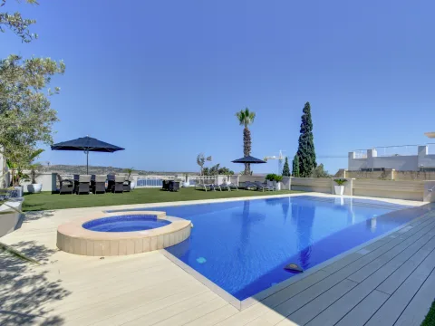 4 bed Selection in Best — Malta Sotheby's International Realty
