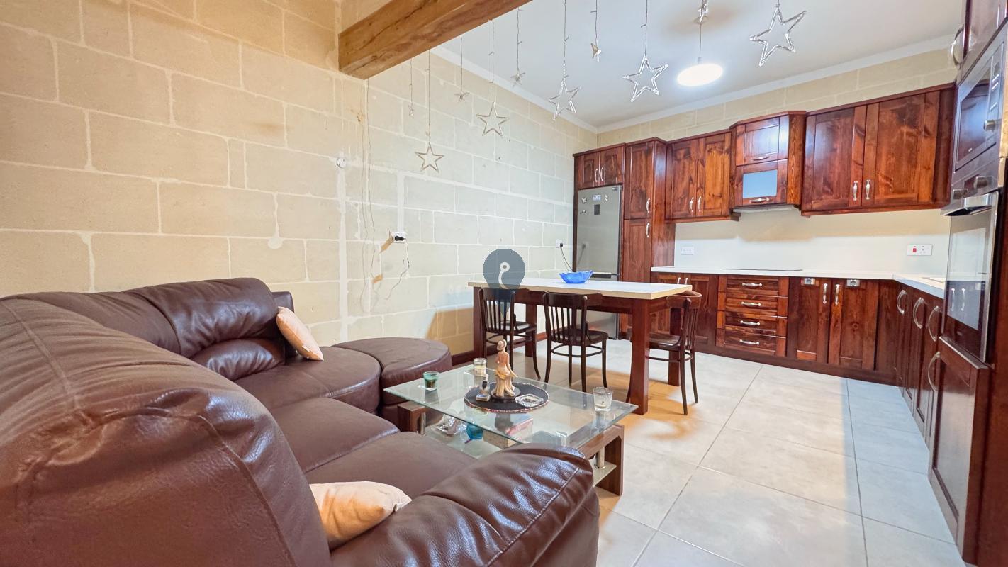 Apartment in Gozo - Marsalforn - REF 88918 — Zanzi Homes