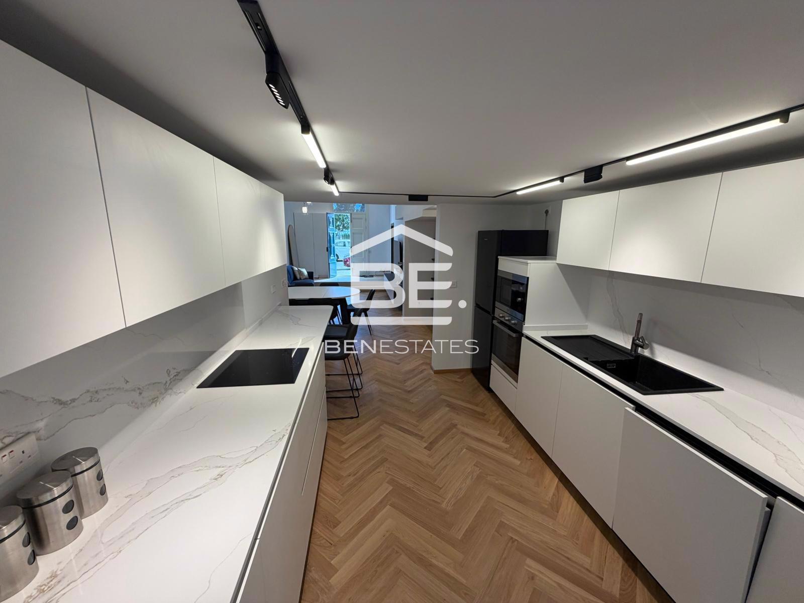 Corner Terraced House — Ben Estates