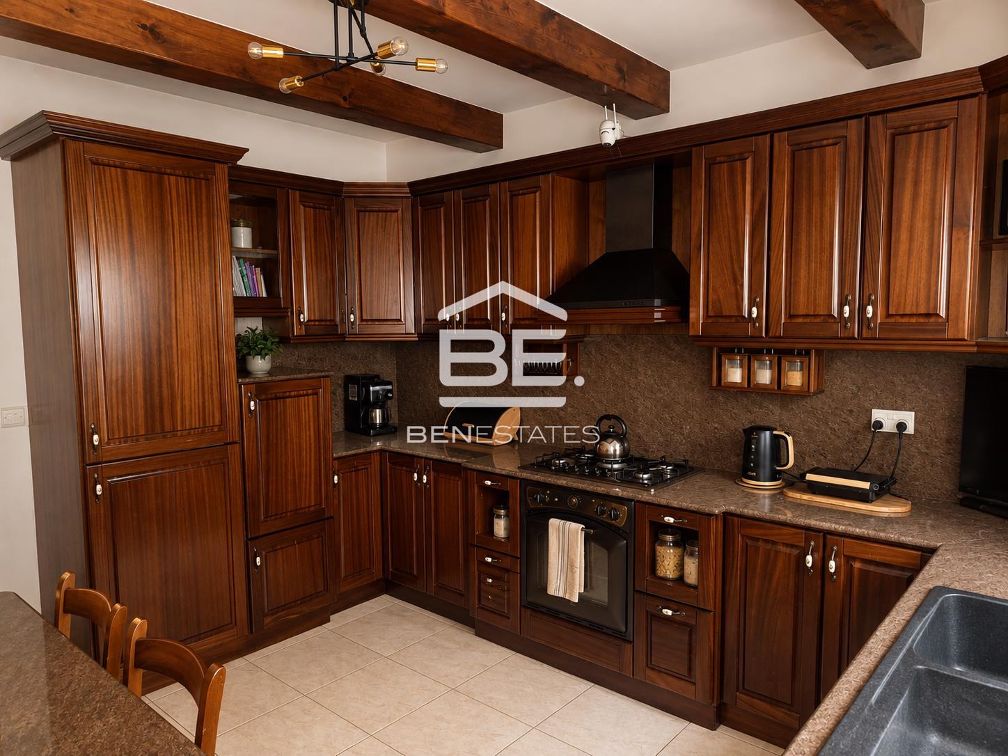 Elevated Ground Floor Maisonette — Ben Estates