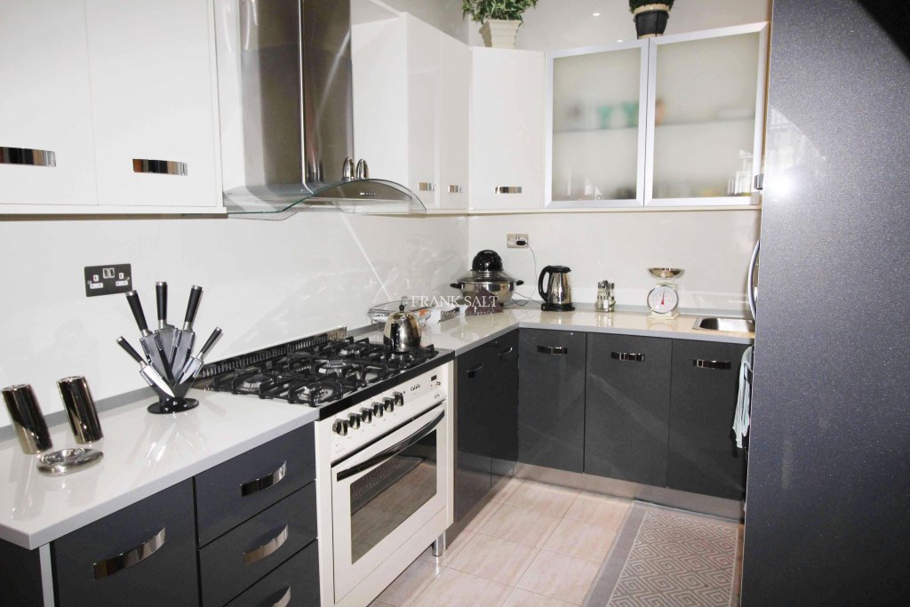 Cospicua, Terraced House — Frank Salt Real Estate