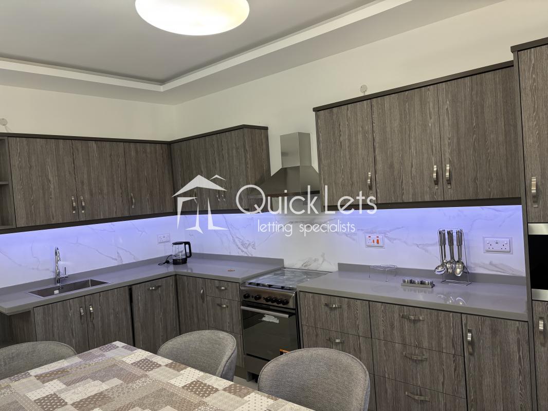Apartments in Qrendi - REF 86451 — QuickLets