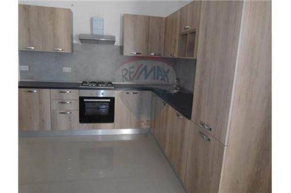 Apartment — RE/MAX Malta