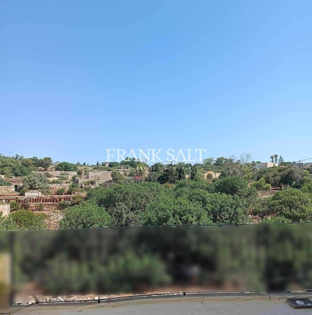 Iklin, Maisonette — Frank Salt Real Estate