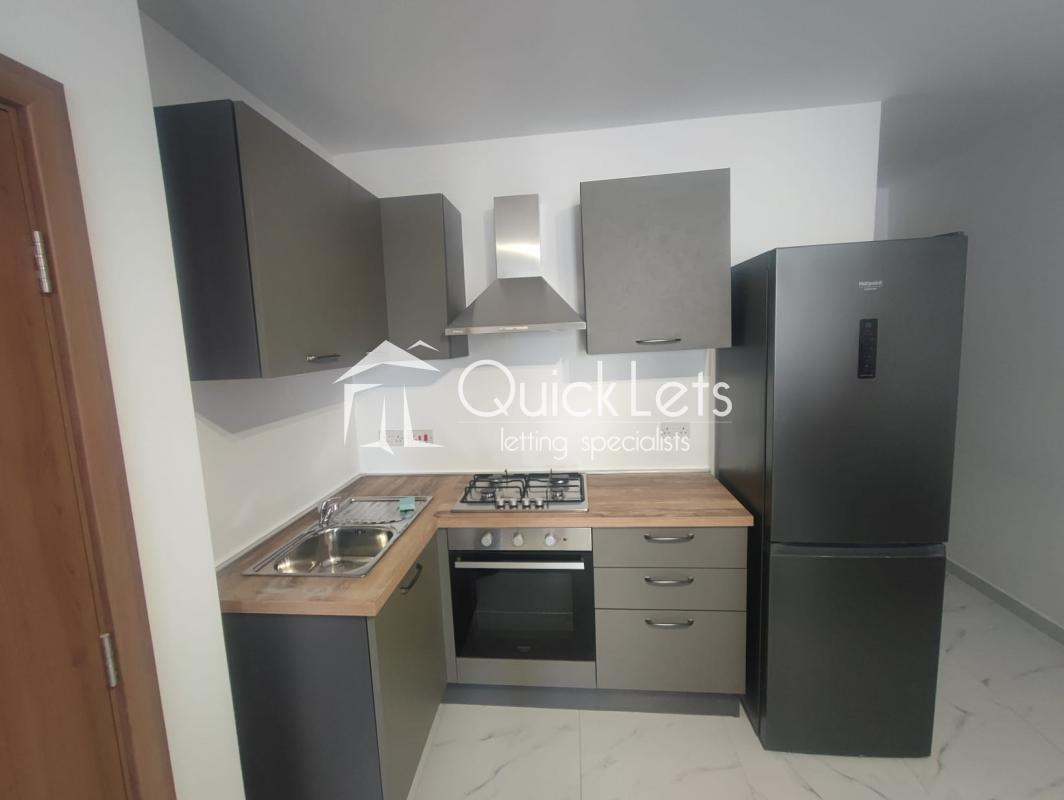 Apartments in Santa Venera - REF 79532 — QuickLets