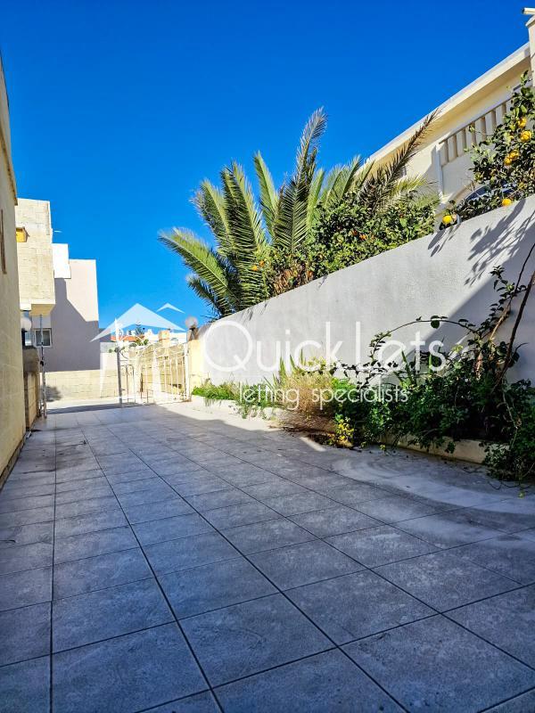 Bungalows in Mellieha - REF 79109 — QuickLets