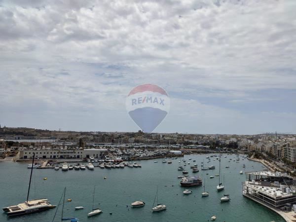 Penthouse — RE/MAX Malta